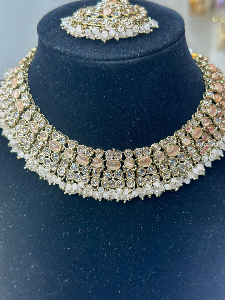 Athiya Reverse AD Necklace Set