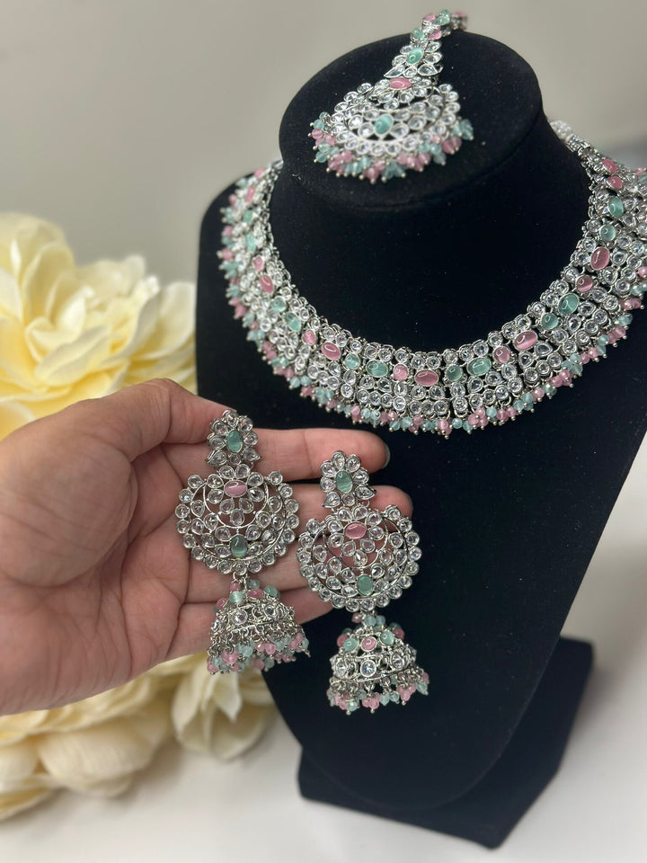 Athiya Reverse AD Necklace Set