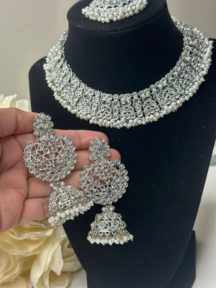 Athiya Reverse AD Necklace Set