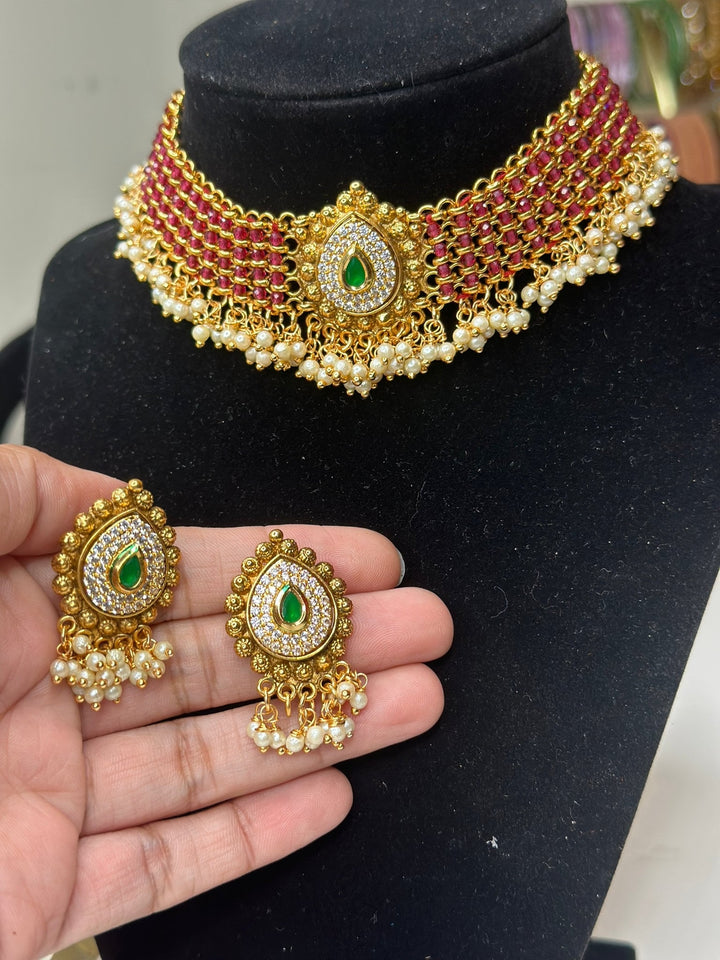 Lalita Kundan Set