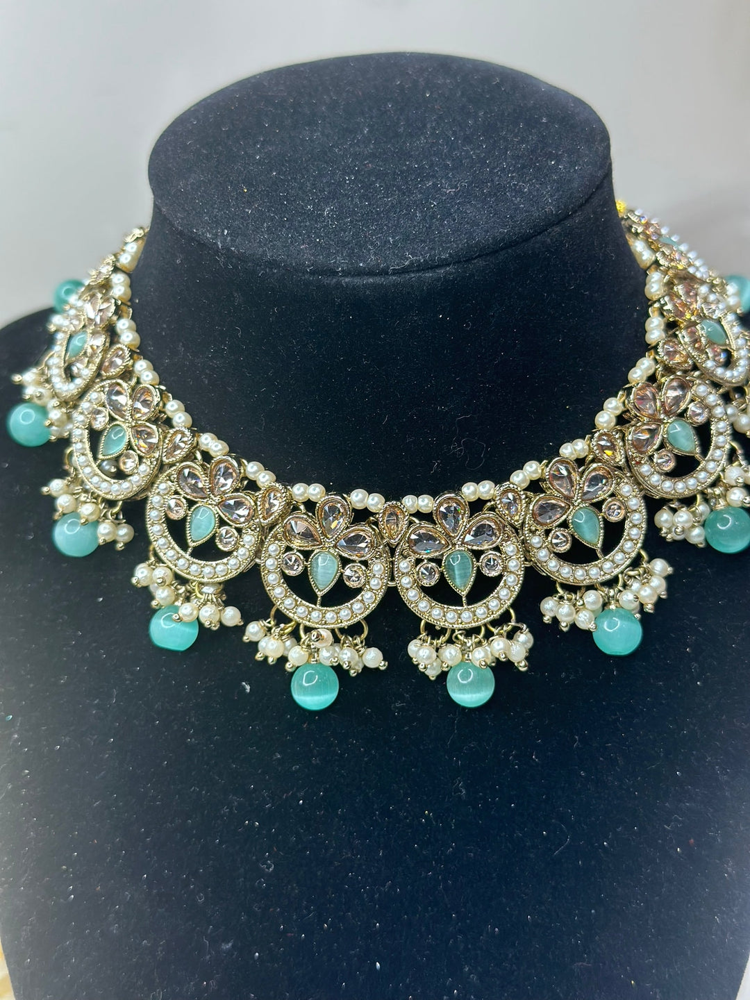 Noori Reverse AD Necklace