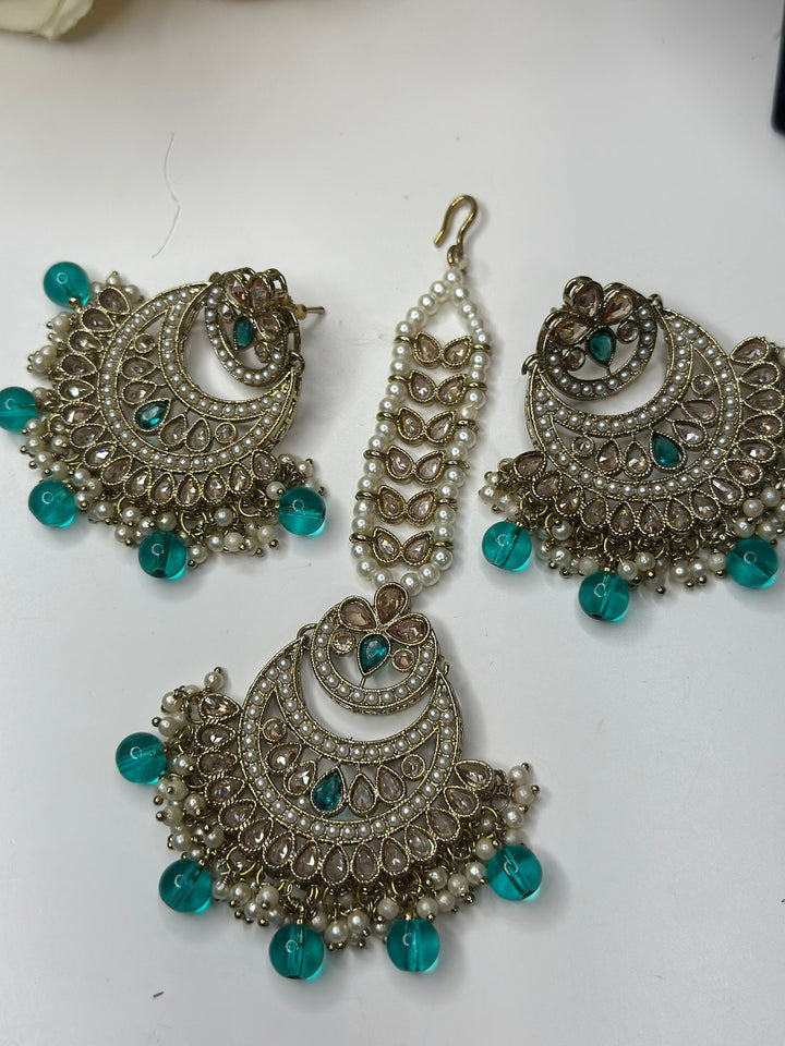 Noori Reverse AD Necklace