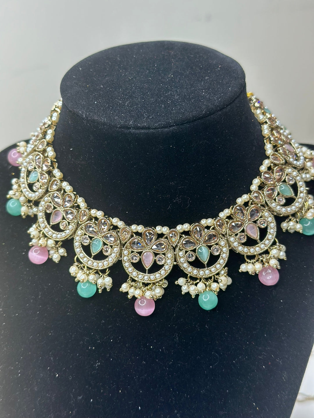 Noori Reverse AD Necklace