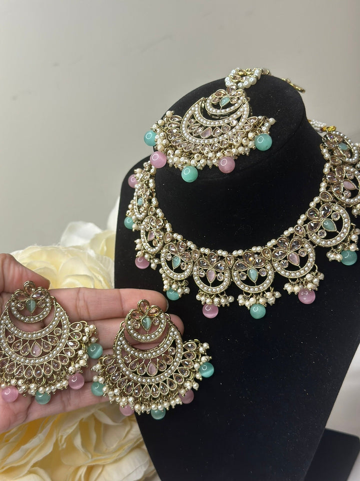 Noori Reverse AD Necklace