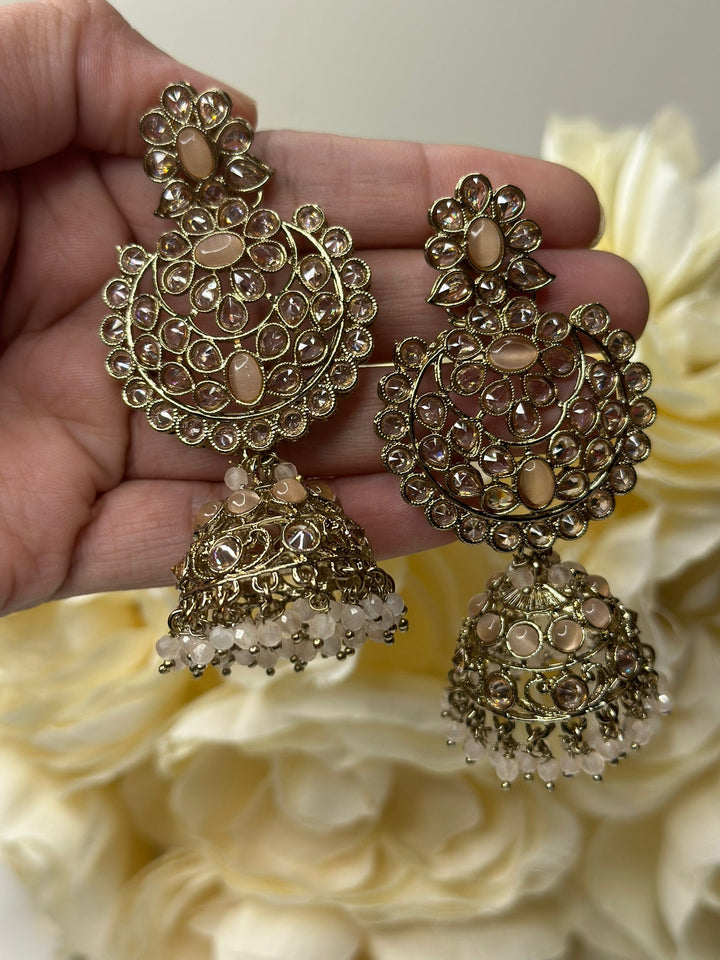 Athiya Reverse AD Necklace Set