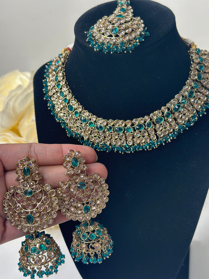 Athiya Reverse AD Necklace Set