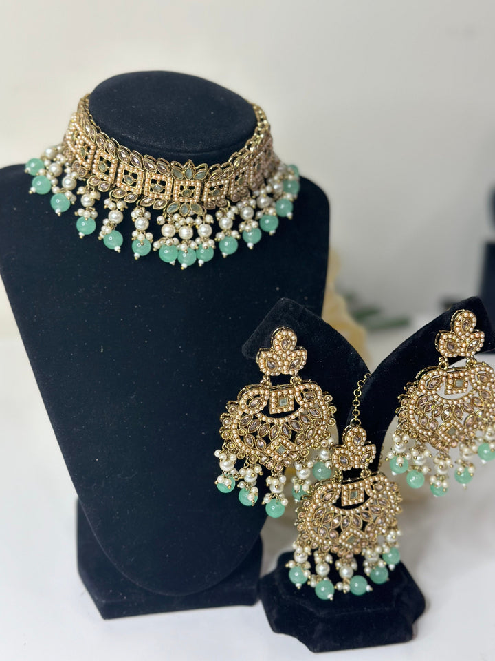 Deepika Necklace Set