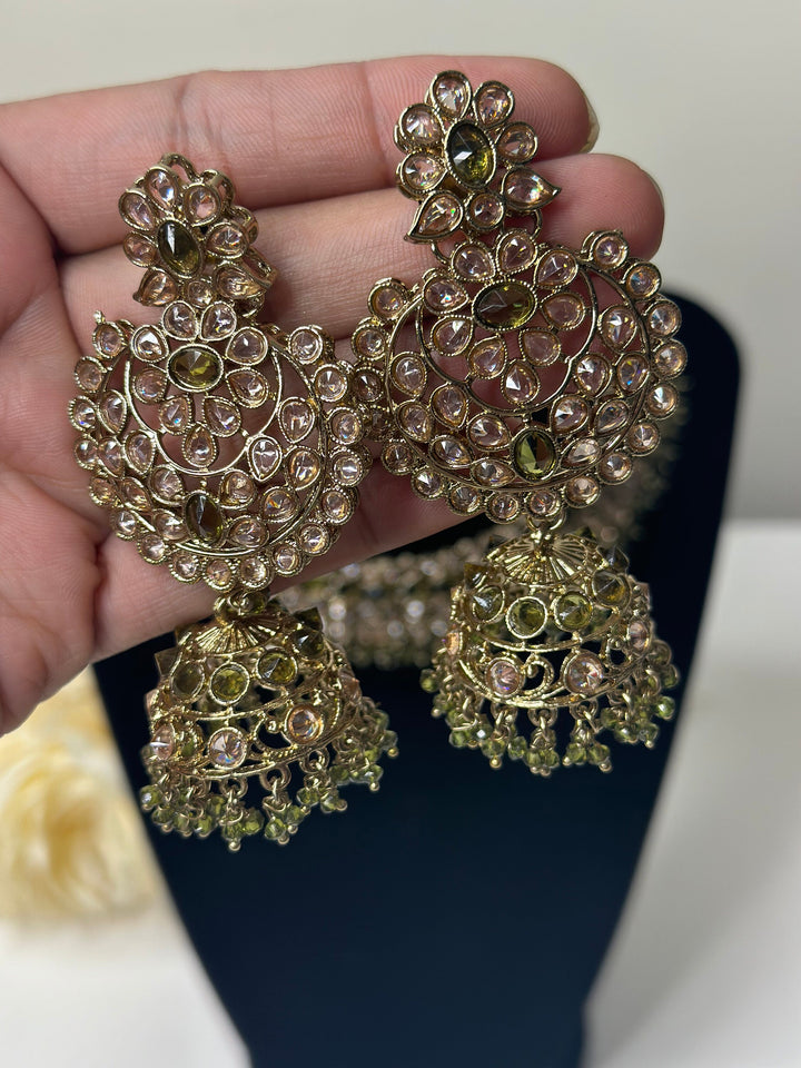 Athiya Reverse AD Necklace Set