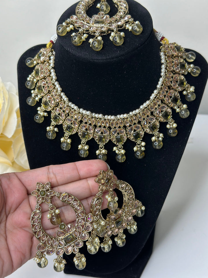 Dhara Necklace Set