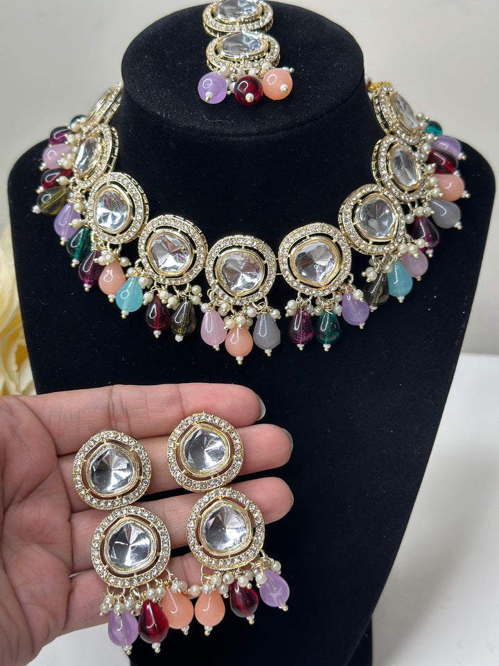 Izhaar Indian Polki Kundan Necklace with Earrings Tikka / Wedding Jewelry/ Traditional Jewelry/ Bollywood set/ Indian wedding set Karuna