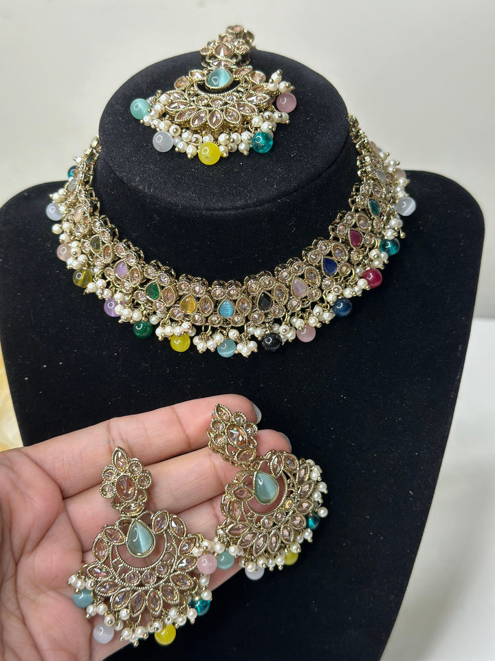 Laila Necklace Set
