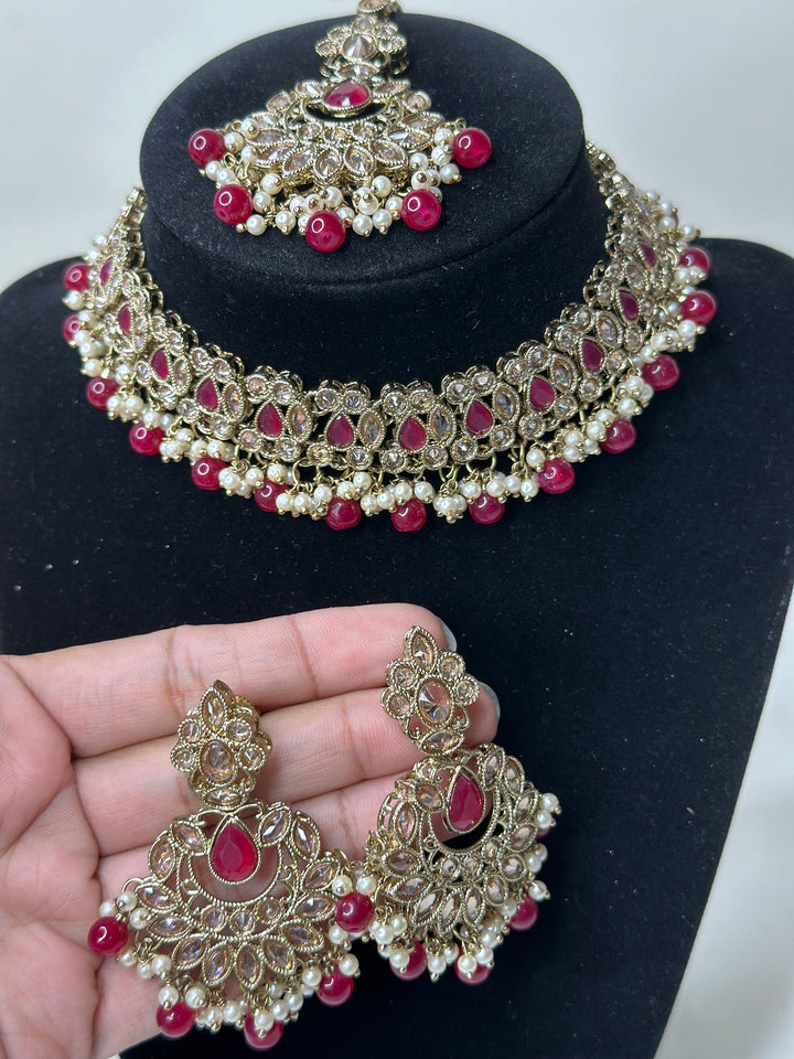 Laila Necklace Set