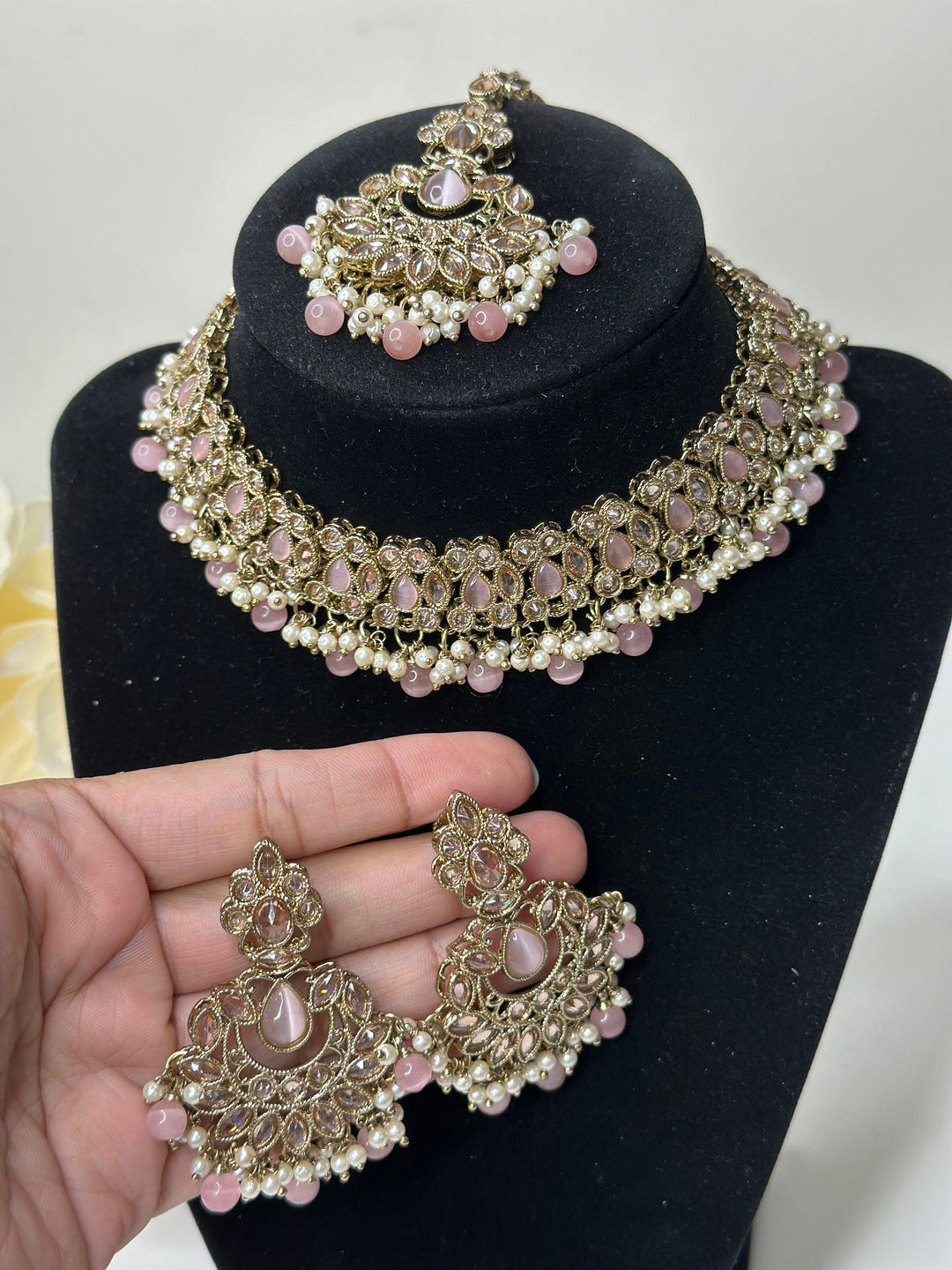 Laila Necklace Set