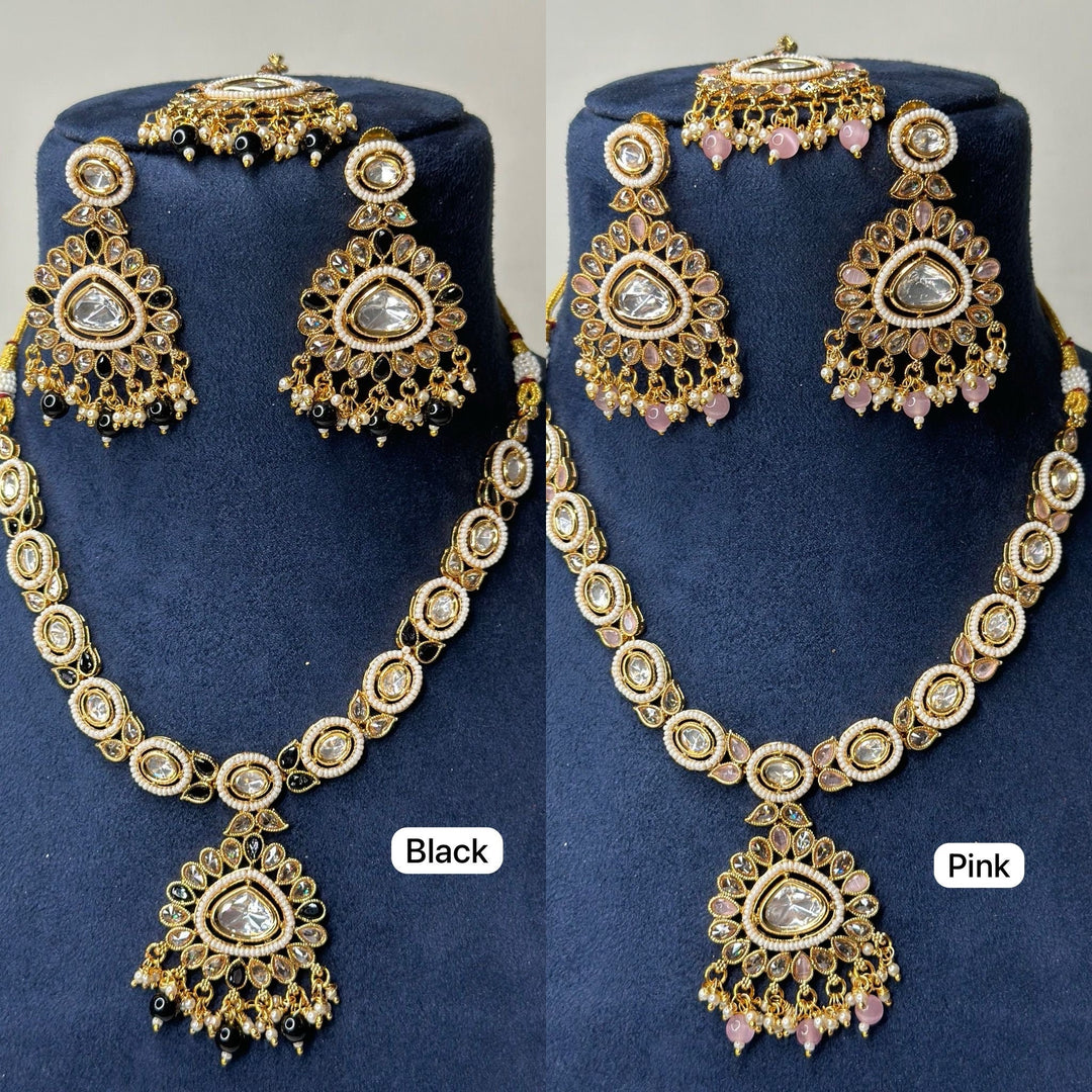 Izhaar Indian Polki Kundan Necklace with Earrings Tikka / Wedding Jewelry/ Traditional Jewelry/ Bollywood set/ Indian wedding set Fiza