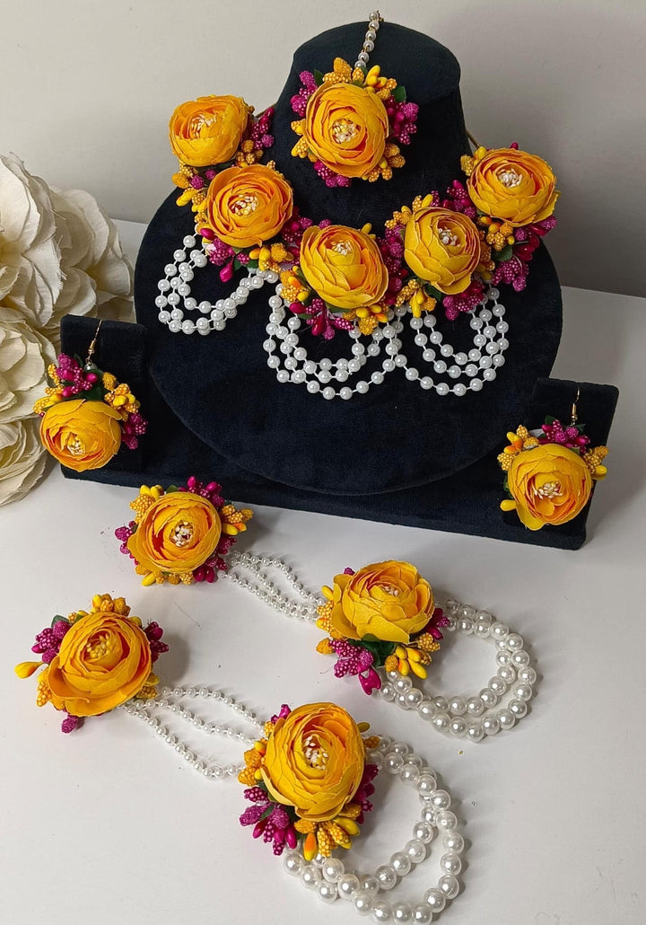 Floral Jewelry For Bride Necklace Set For Haldi