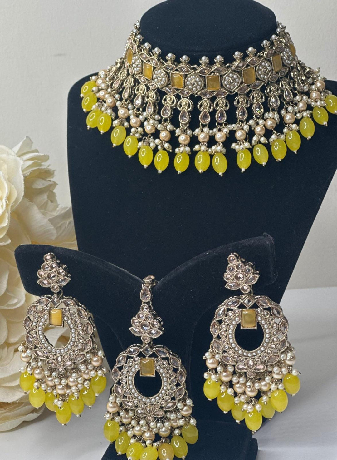 Izhaar Indian Polki Reverse AD yellow Necklace with Earrings Tikka / Wedding Jewelry/ Traditional Jewelry/Wedding set/Reverse AD.