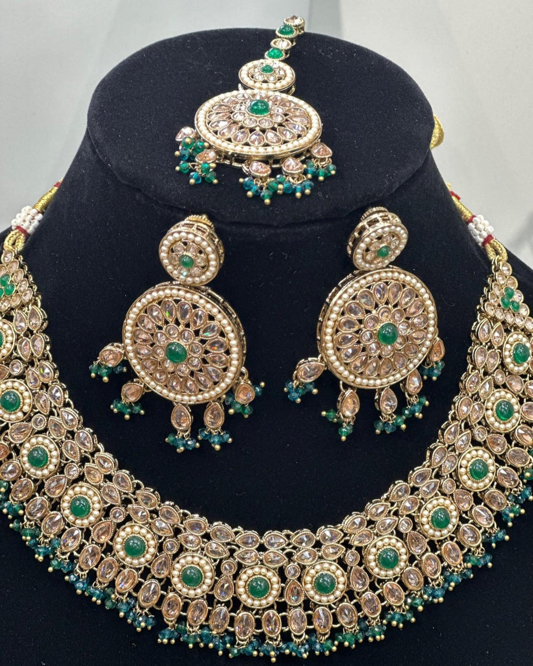 Izhaar Indian Polki Reverse AD Green Color Necklace with Earrings Tikka / Wedding Jewelry/ Traditional Jewelry/Wedding set/Reverse AD.