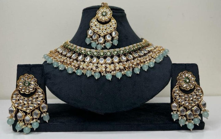 Swati Necklace Set
