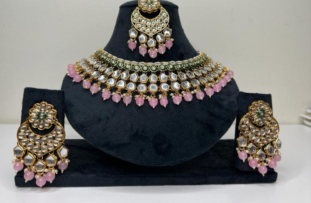Swati Necklace Set