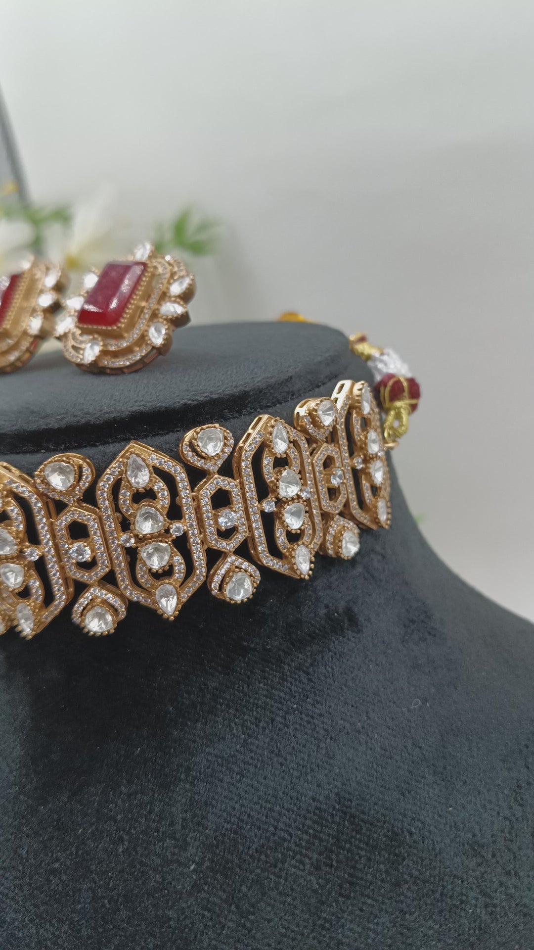 Kaveri Kundan Set