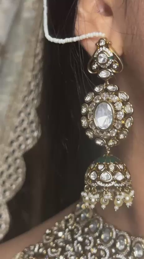 Pragya Kundan Set