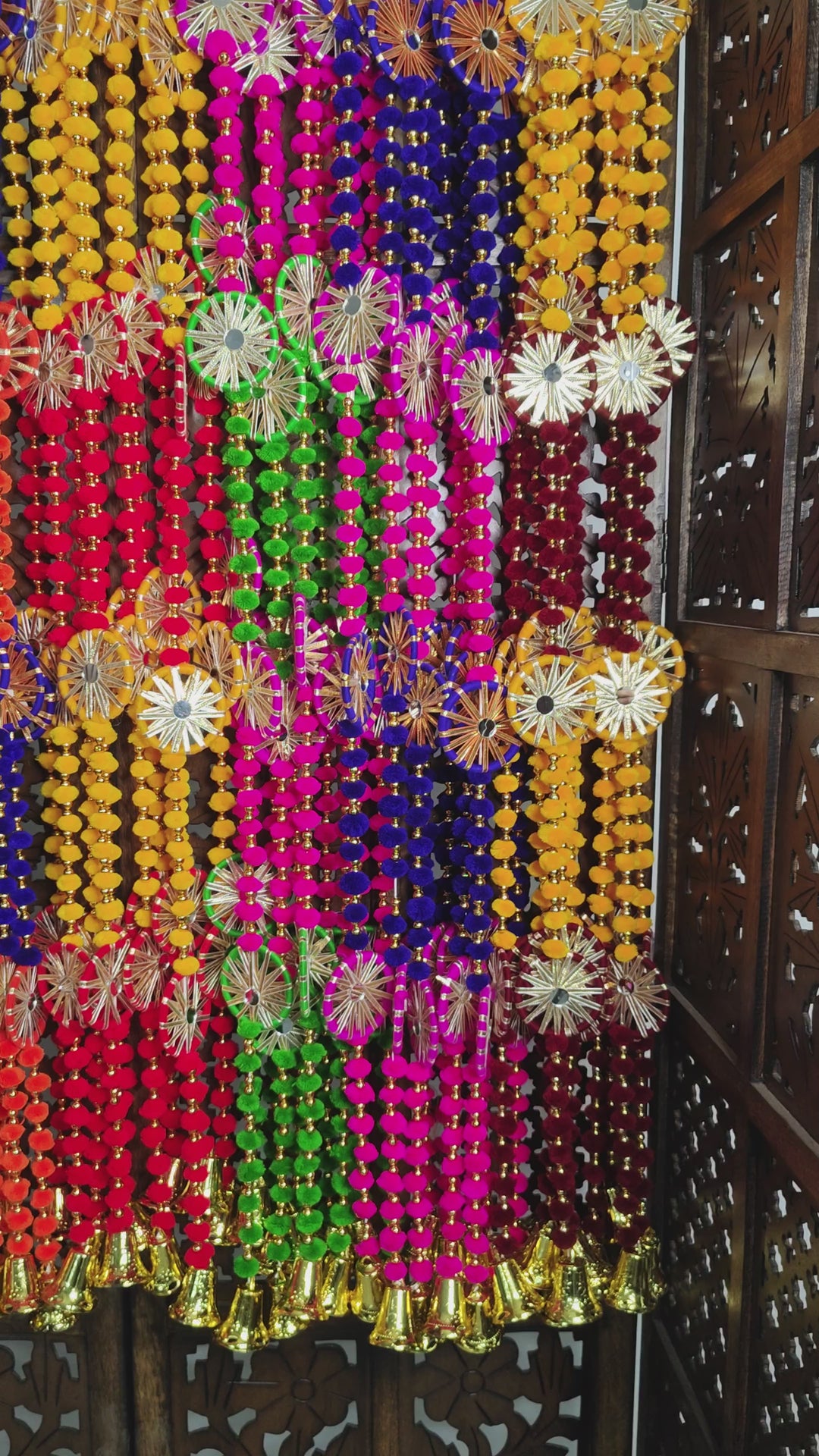Pom Pom Garland With Chakri (Pack of 5 Strings)